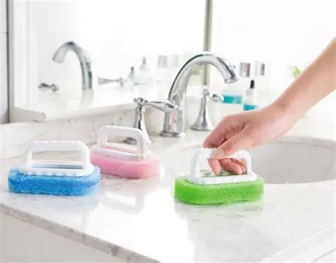 The Future of Bathtub Cleaning: Embracing the Magic Sponge
